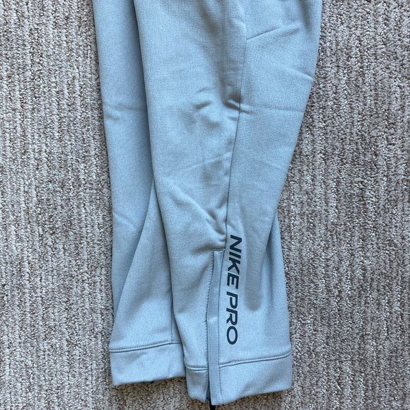 New Men's Small Nike Pro Dri Fit Fleece Joggers Tapered Sweatpants Gray - Picture 6 of 6